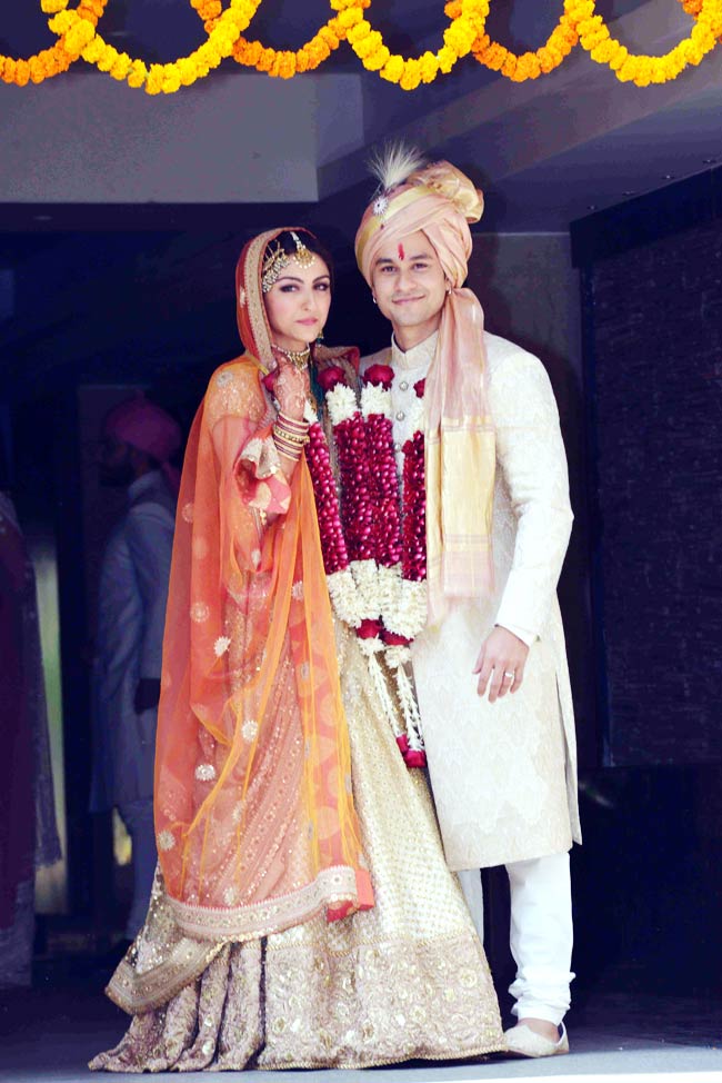 soha ali khan in bridal lehenga