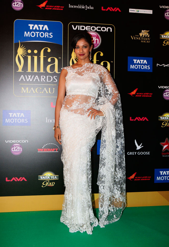 diana-penty in white lace saree
